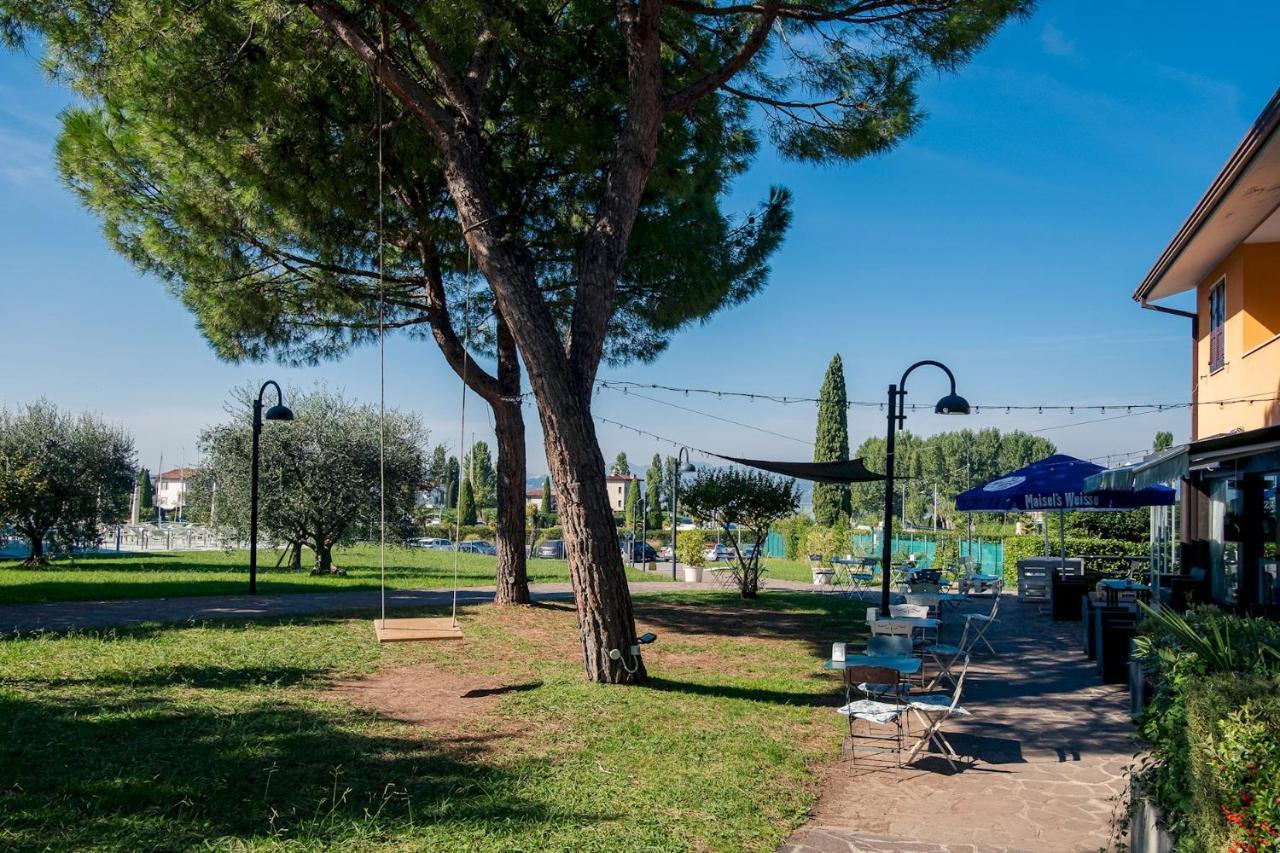 Ferienwohnung La Casa Sul Porto - Italian Homing Sirmione Exterior foto